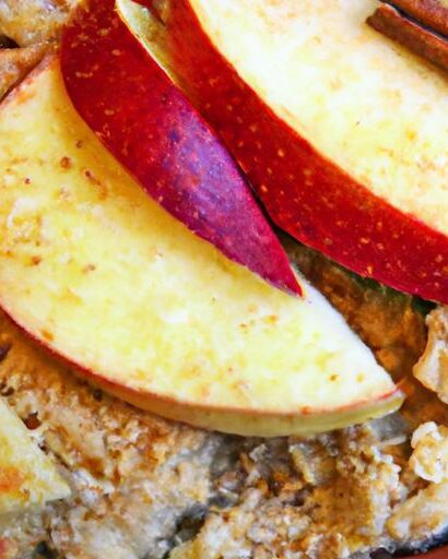 Cozy Baked Oatmeal with Apples & Cinnamon Delight