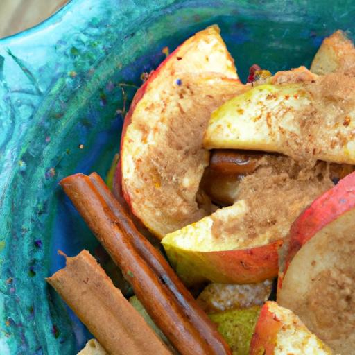 Cozy Baked Oatmeal with‌ Apples & Cinnamon Delight